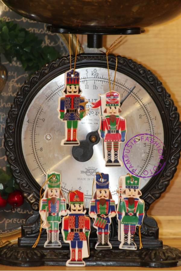 Sada porcelánových ozdôb - luskáčik